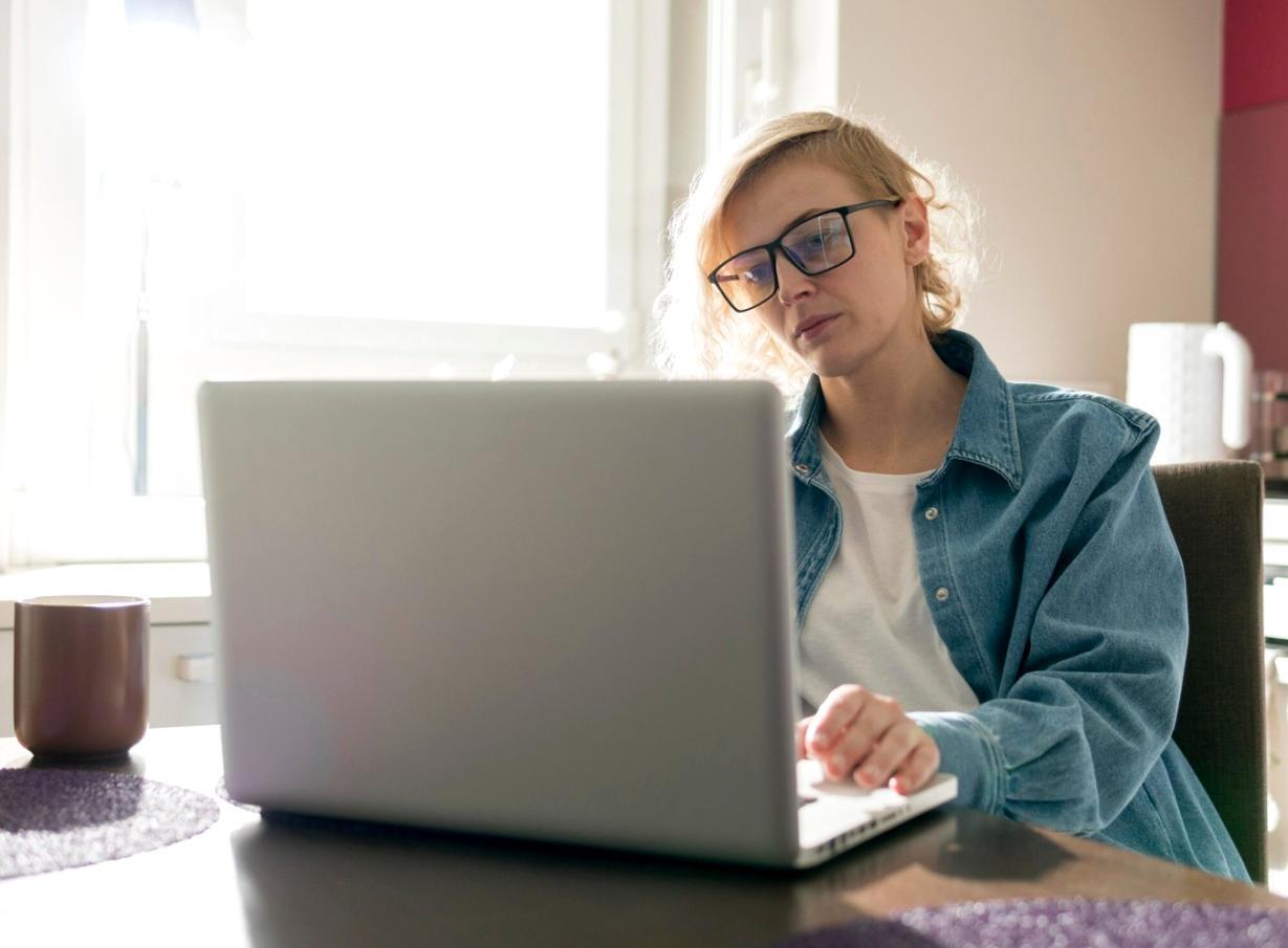 Команда работает над контент-стратегией